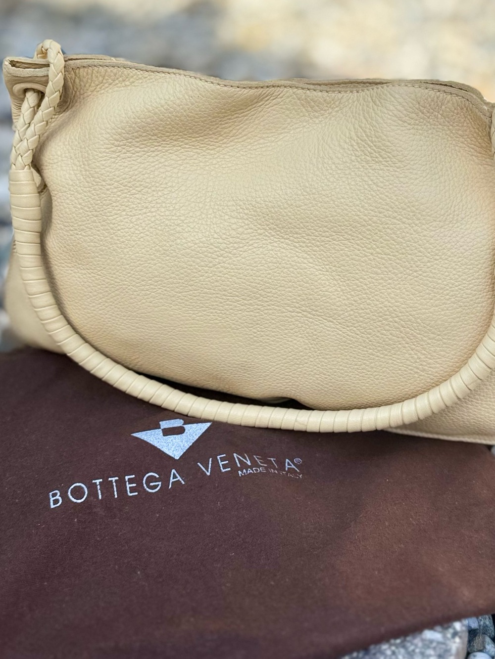 Bottega Veneta Italy Hobo Bag - Picture 5 of 11